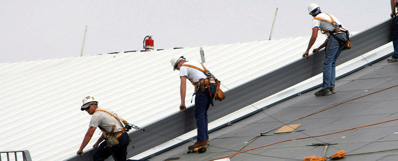 How to Select the Right Commercial Roof