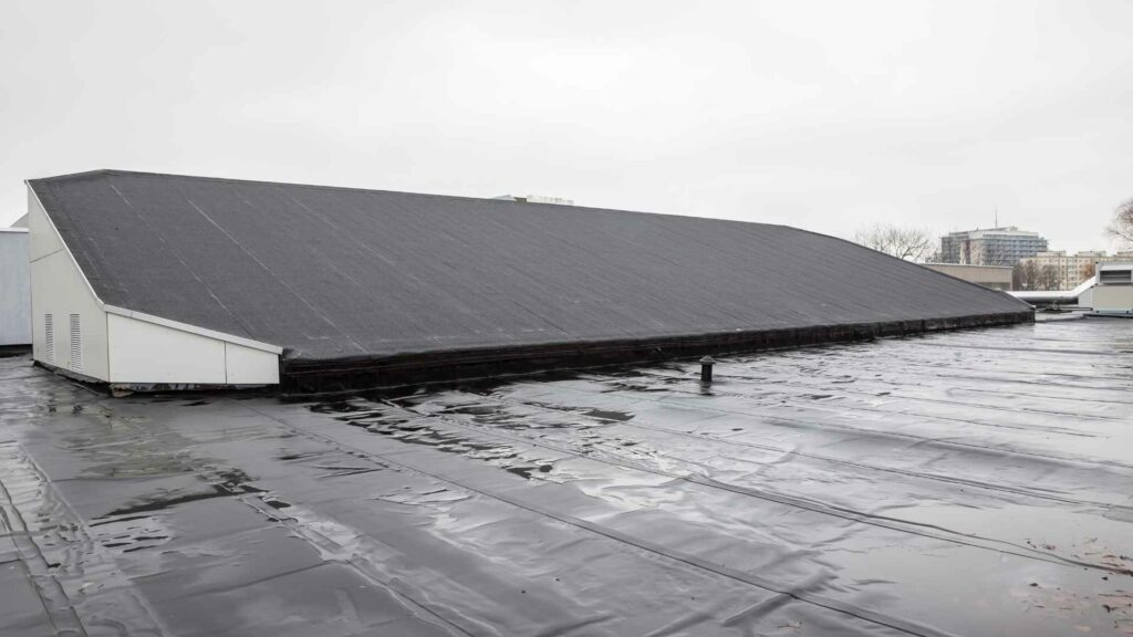 The Advantages of Single Ply Roofing Systems for Commercial Buildings